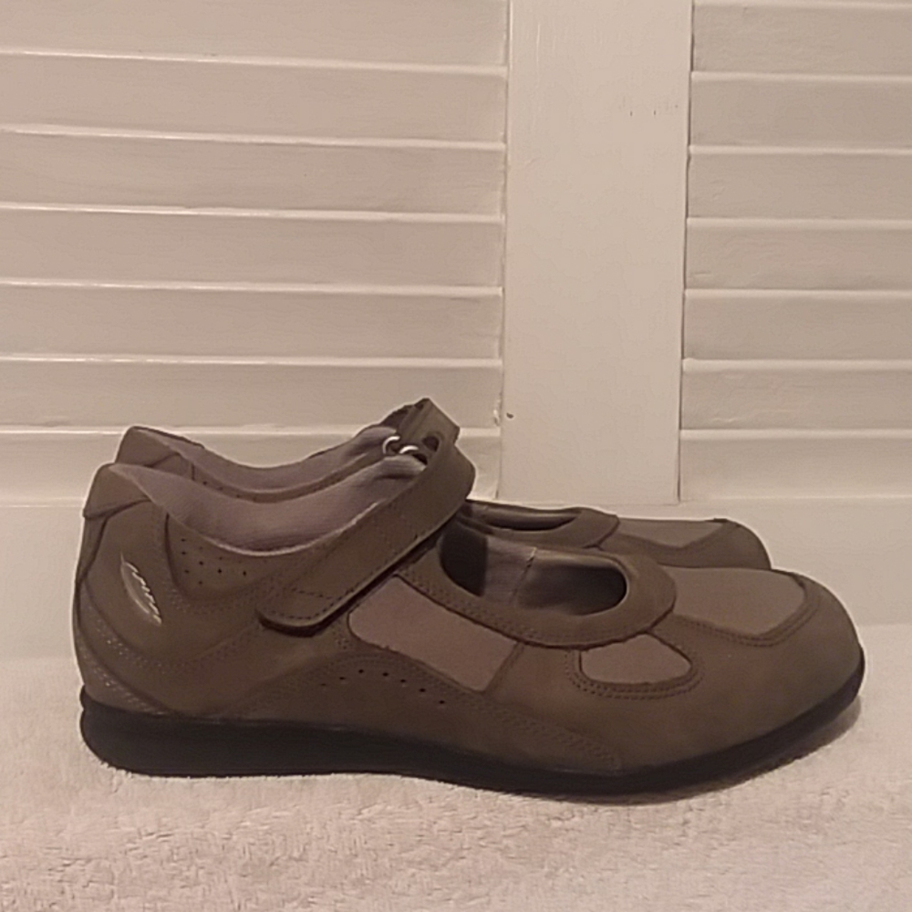 NWoT☆Barefoot Freedom Orthopedic Shoes